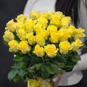 29 желтых роз Кения 40 см